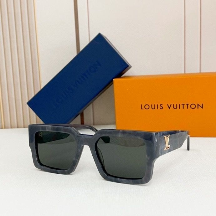 2023.5.31 Original Quality LV Sunglasses 008