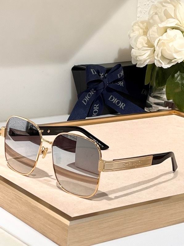 2023.11.22  Original Quality Dior Sunglasses 788