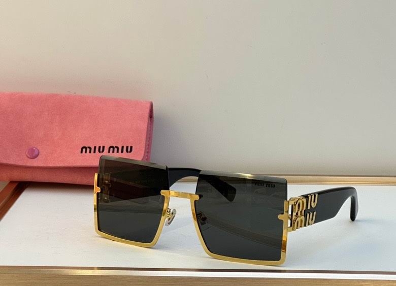 2023.11.23  Original Quality Miumiu Sunglasses 500