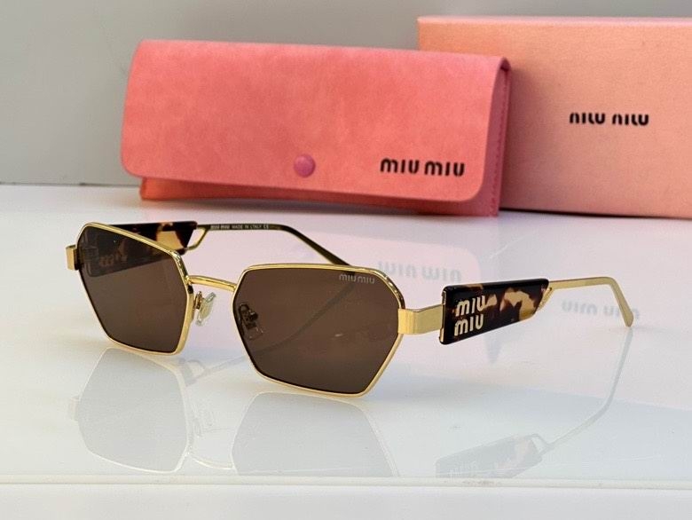 2023.11.23  Original Quality Miumiu Sunglasses 516