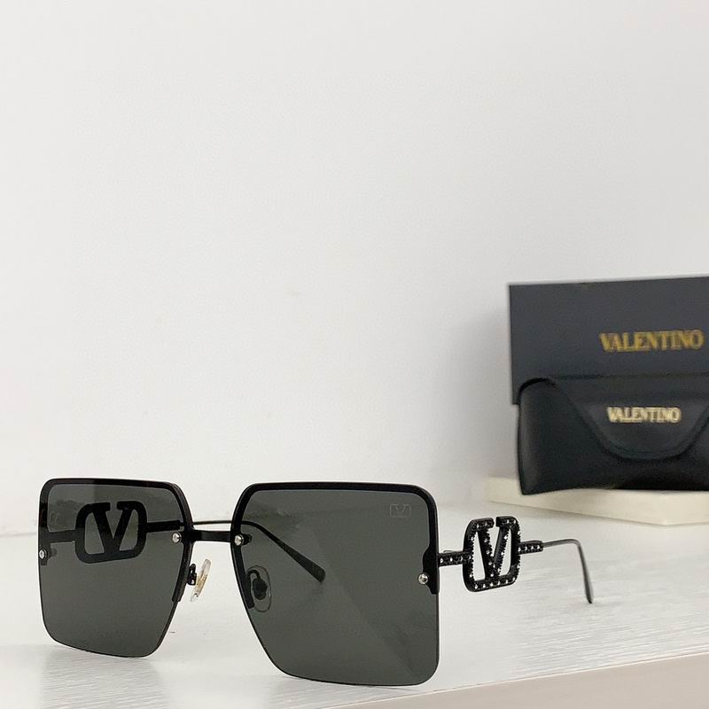2023.12.4  Original Quality Valentino Sunglasses 308