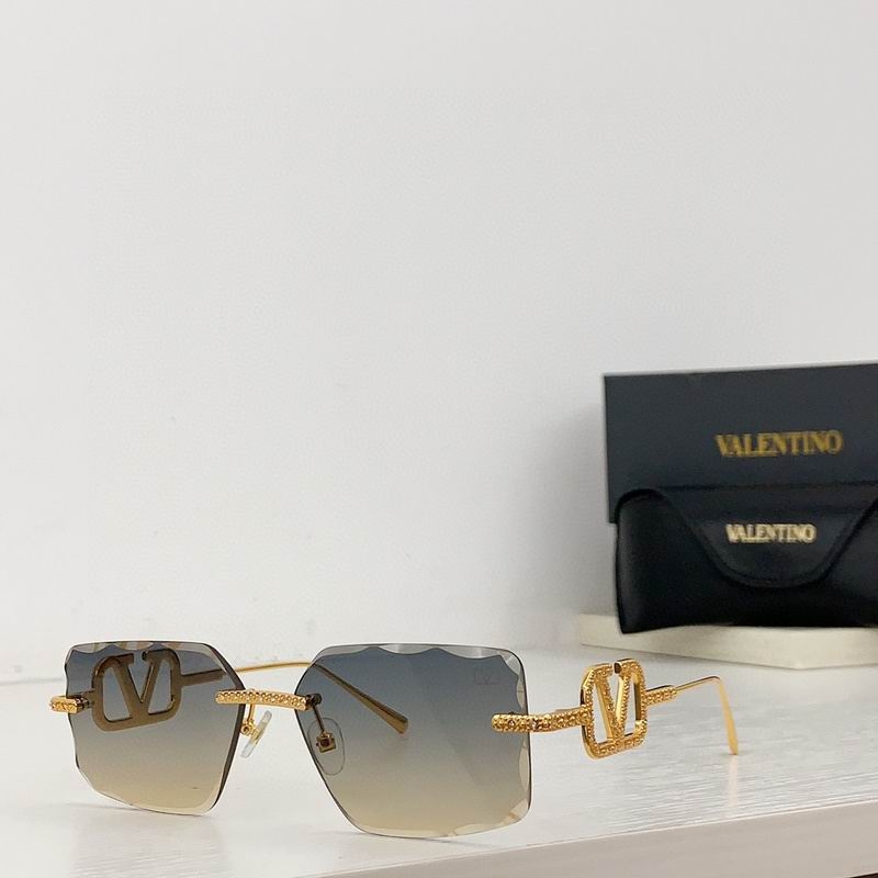 2023.12.4  Original Quality Valentino Sunglasses 306