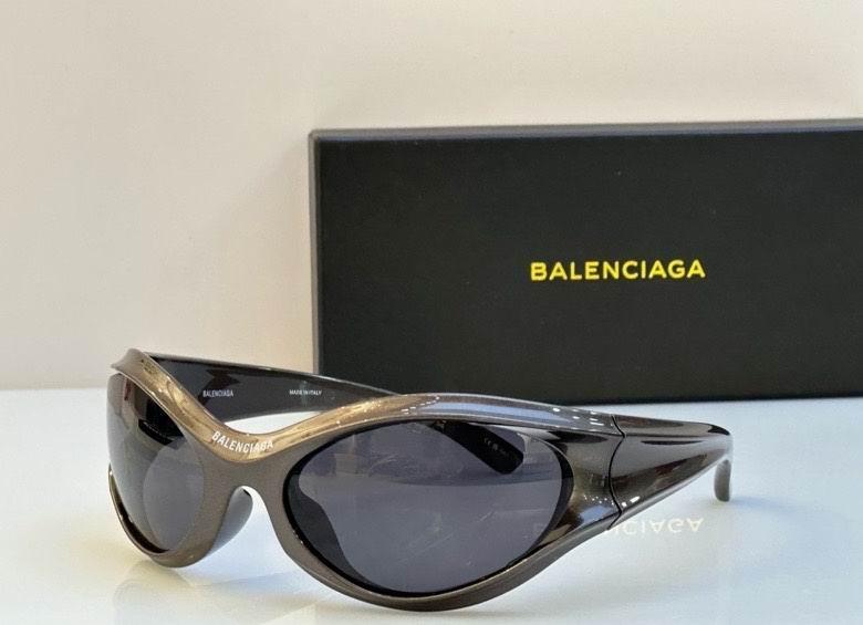 2024.01.11 Original Quality Balenciaga Sunglasses 543