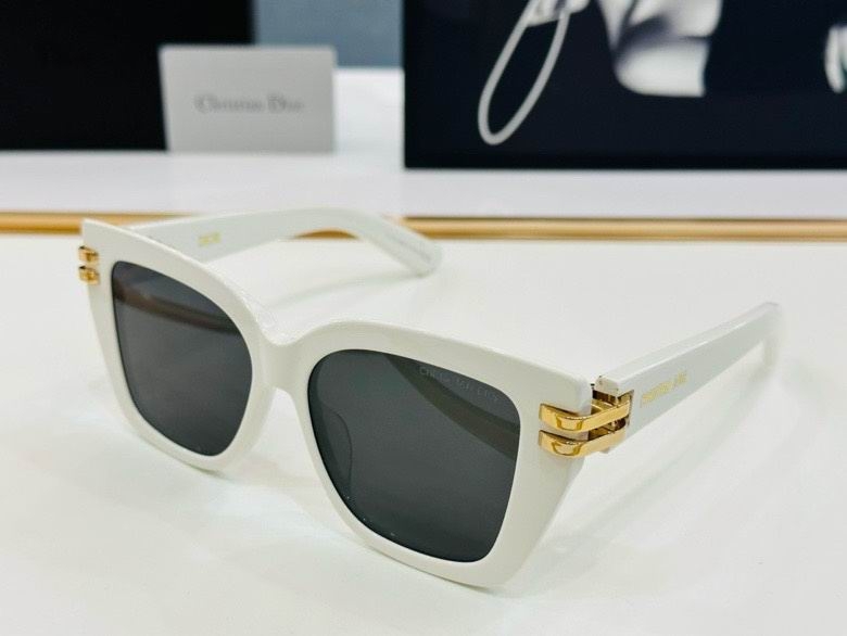 2024.03.28  Original Quality Dior Sunglasses 1500